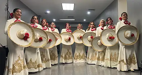 Mariachi Las Guirnaldas De Monterrey, negocios en Monterrey, Nuevo León