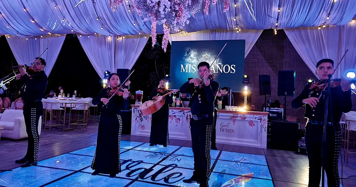 Mariachi Sabor a México SLP