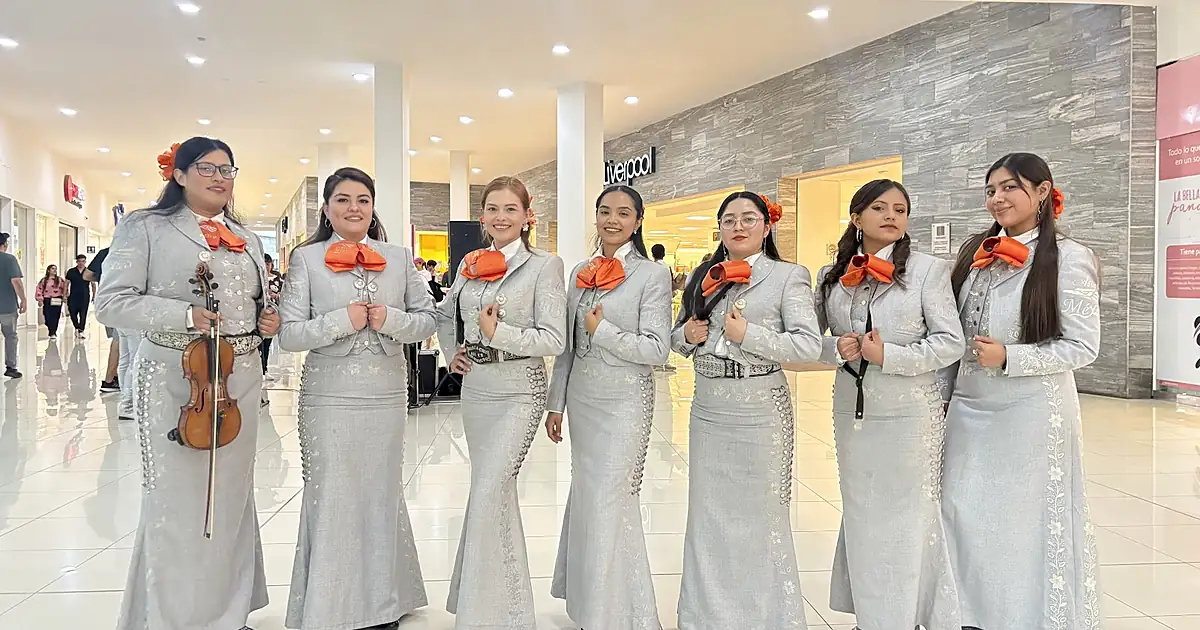 Mariachi Femenil Así es México