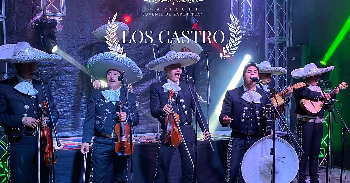 Mariachi Juvenil de Zapotitlan «LOS CASTRO”