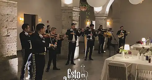 Mariachi Esto Es Jalisco, negocios en Zapopan, Jalisco