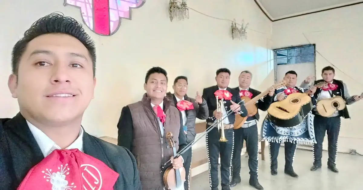 Mariachi Noche Mexicana