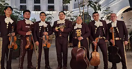Mariachi Mestizzo, negocios en Toluca, Estado de México