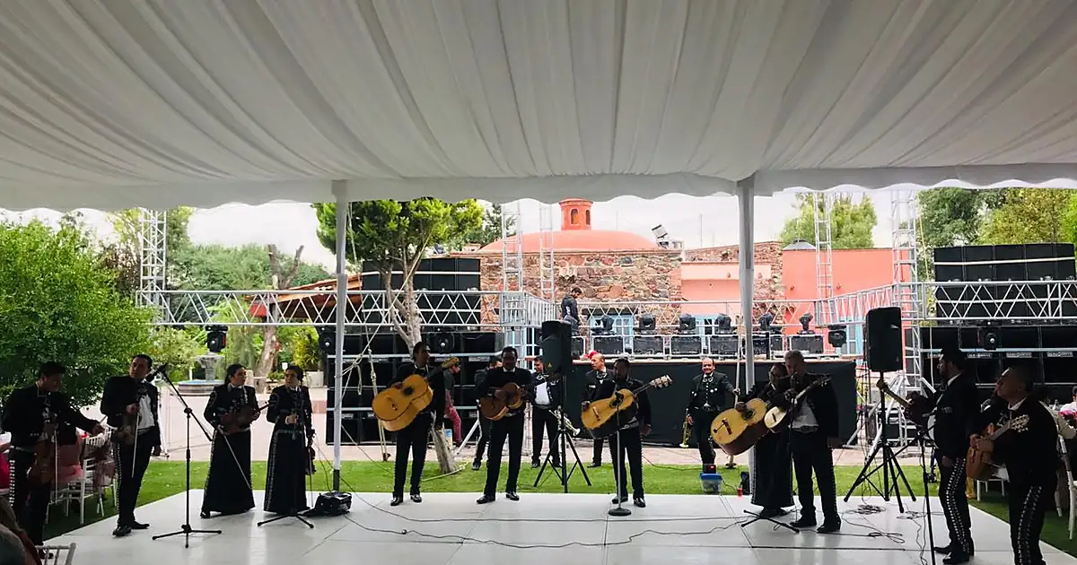 Mariachi Martín Corona