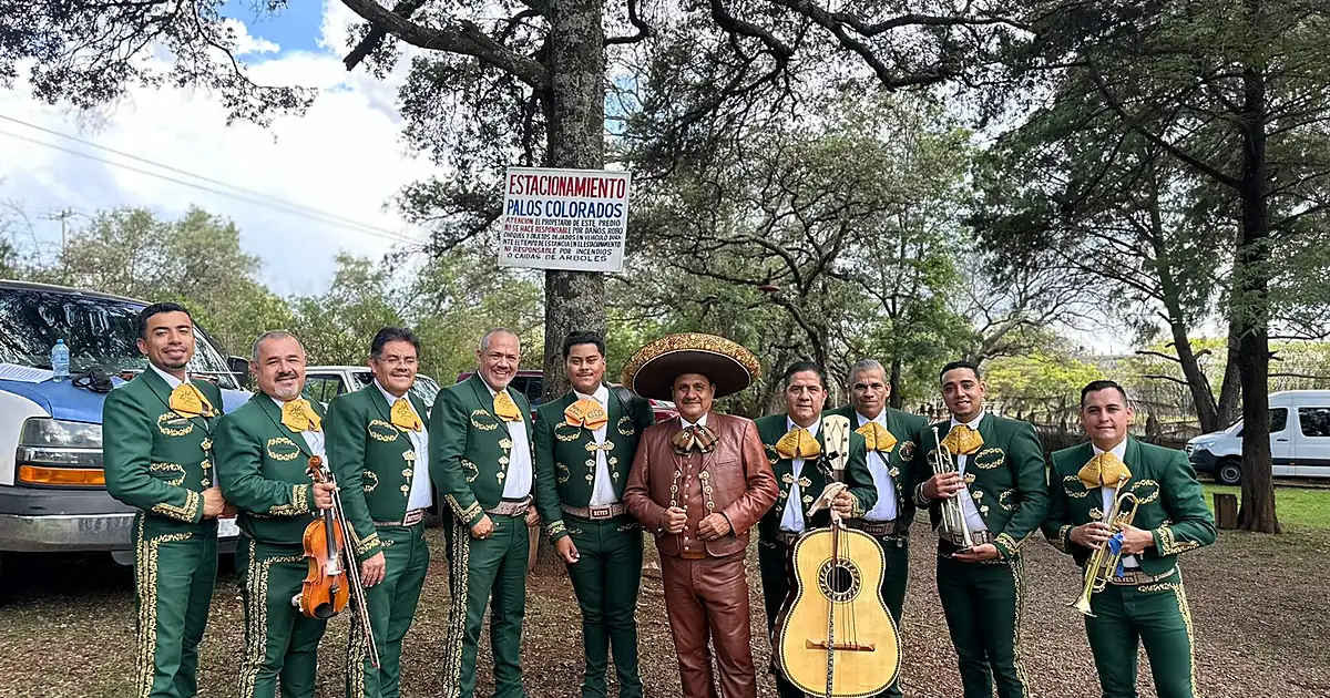 Mariachi Reyes de Zamora