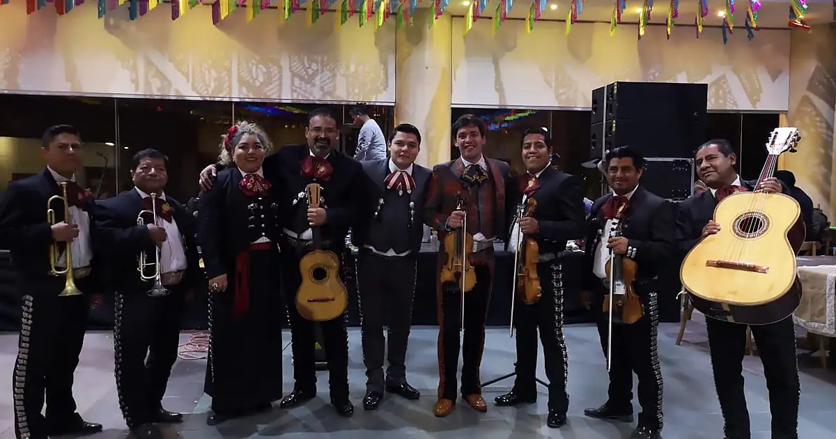 MARIACHI MI TIERRA