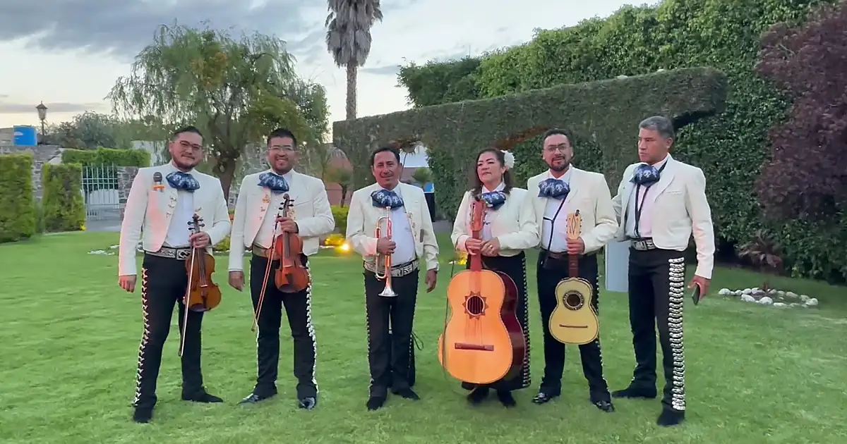 Mariachi Sol de mi Tierra