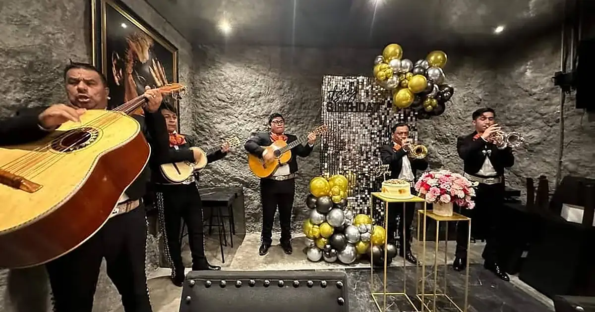 Mariachi Luz de Luna | Mariachis En Villahermosa