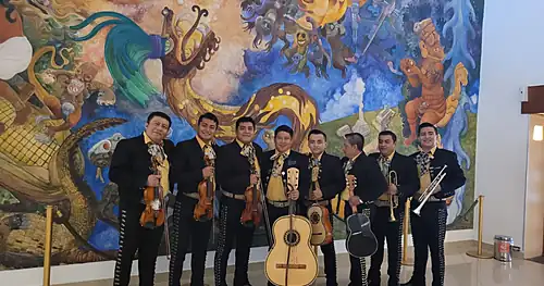 Gran Maríachi Alma de México, negocios en Villahermosa, Tabasco