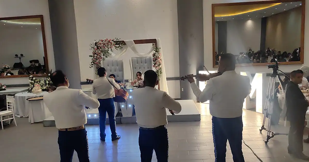 Mariachi Cardenales